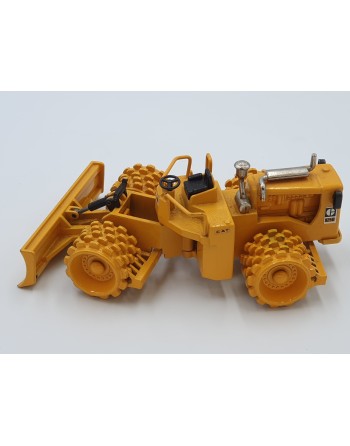 1/50 CATERPILLAR COMPACTEUR