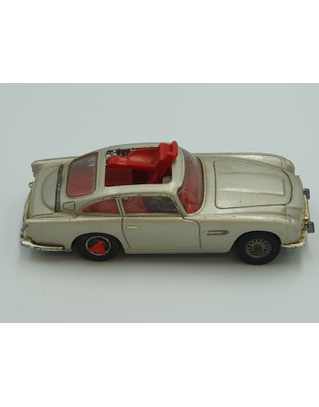 1/43 ASTON MARTIN 007